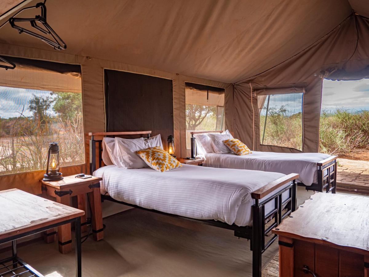 Tulia Amboseli Safari Camp Hotel Kültér fotó