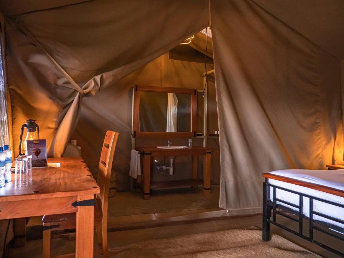 Tulia Amboseli Safari Camp Hotel Kültér fotó