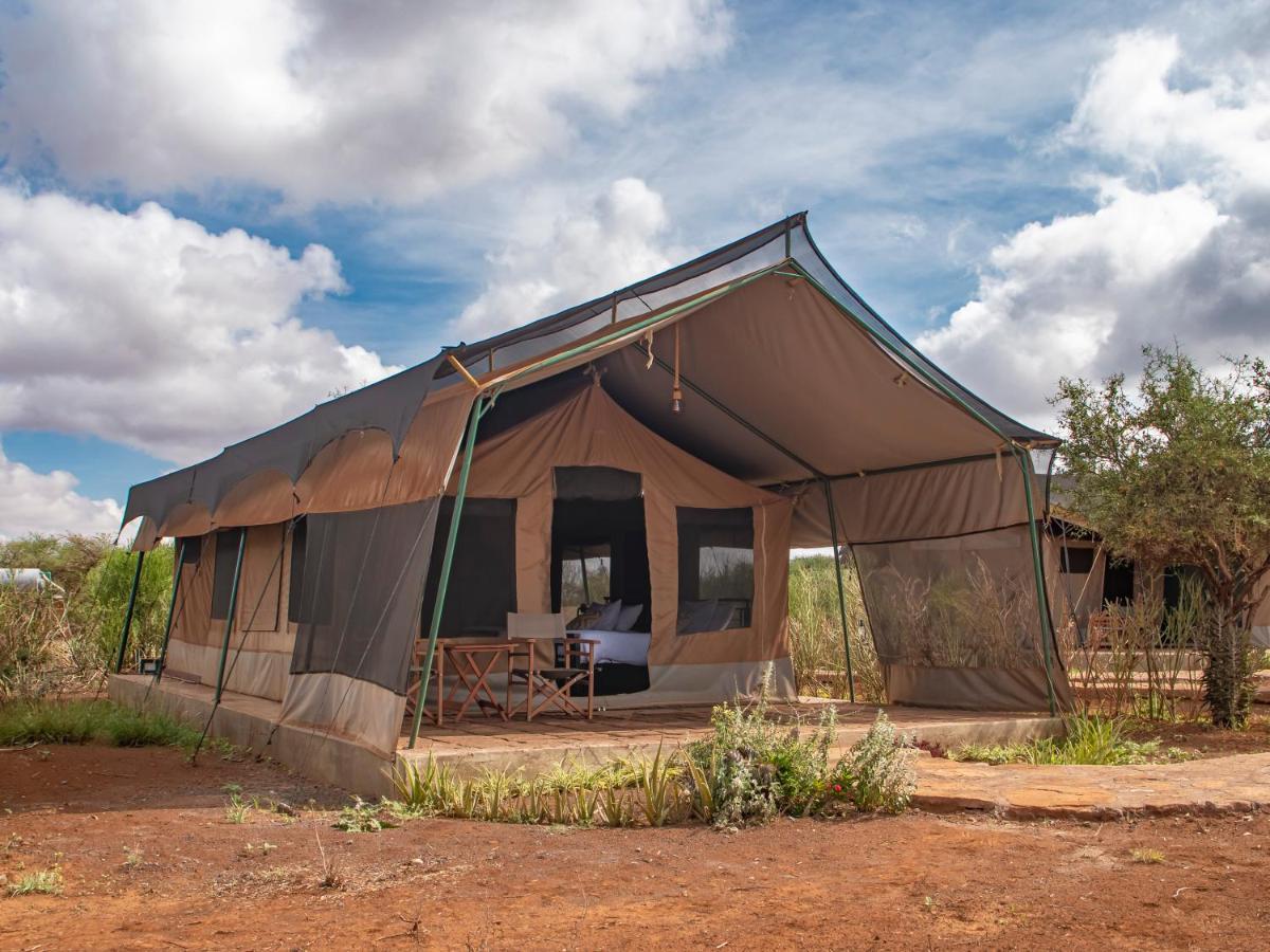 Tulia Amboseli Safari Camp Hotel Kültér fotó